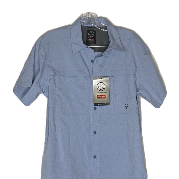 Wrangler Men's Plaid Short Sleeve Button-Down Collared Shirt (Light Blue, S) - Picture 3 of 4